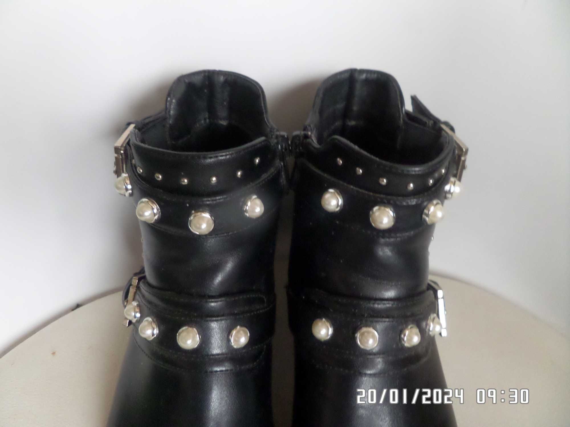 LUCKY wiosenne czarne Workery z perłami na wzór Zara 37