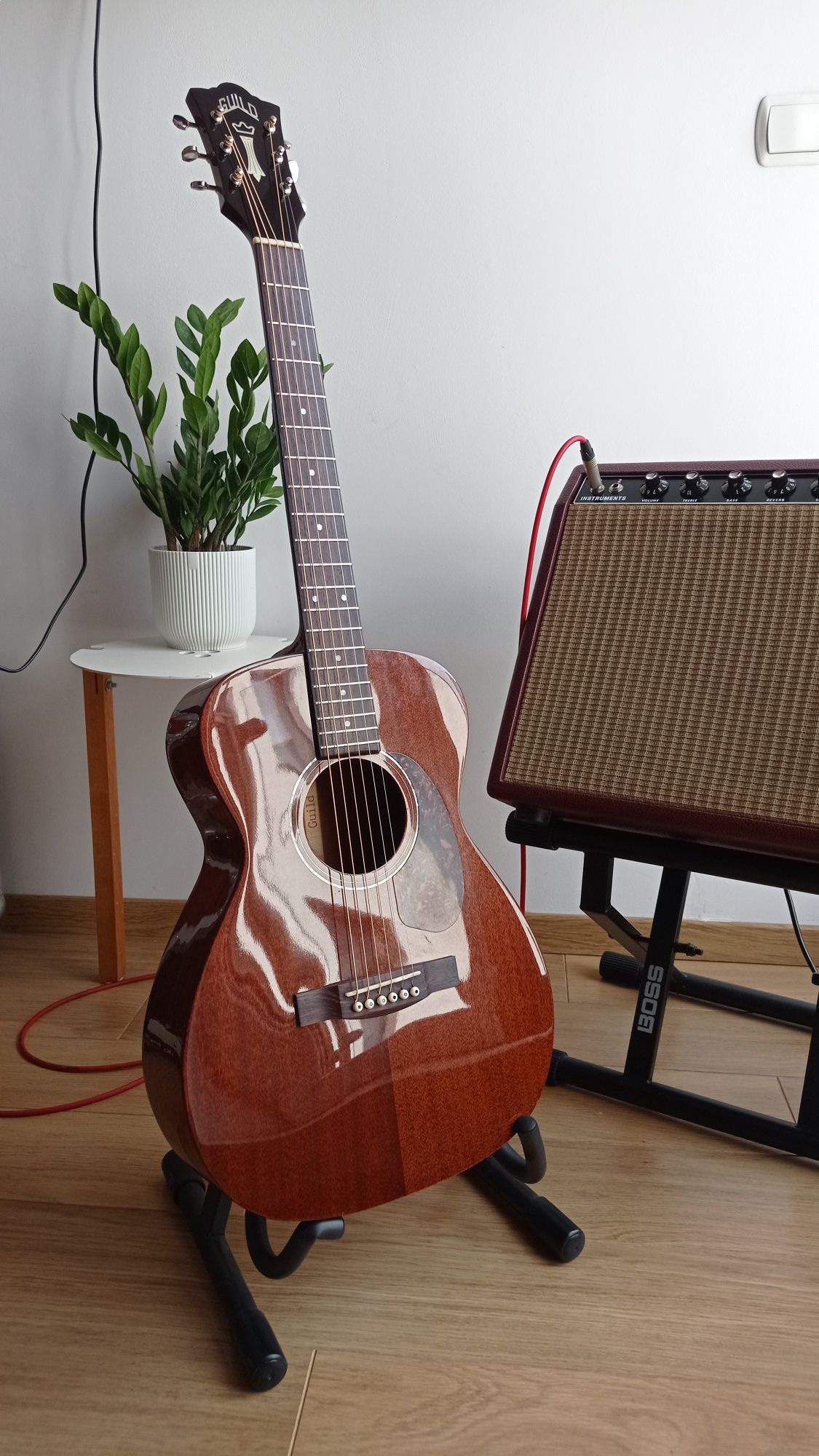 Gitara Guild M-120 lite drewno, pickup Martin, futerał, pro setup