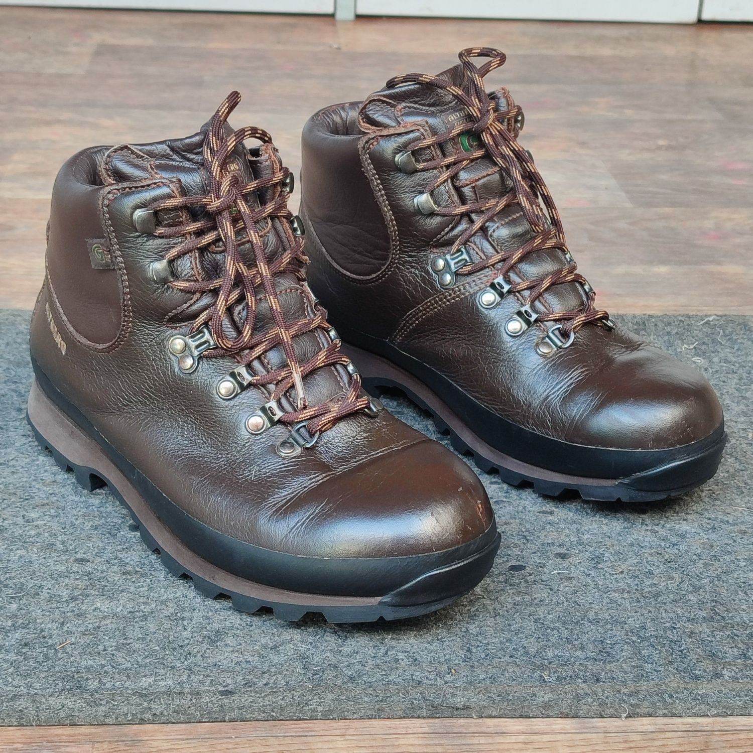 Altberg  gore-tex оригінал