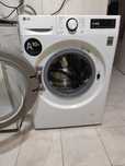 Máquina de lavar roupas LG 8kg