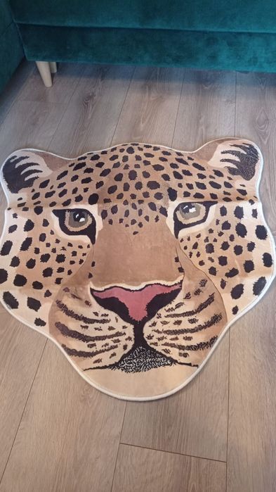 Nowy dywan do pokoju 80 cm Tygrys