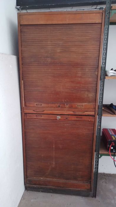 Szafa biórowa, drzwiczki żaluzyjne, zabytek