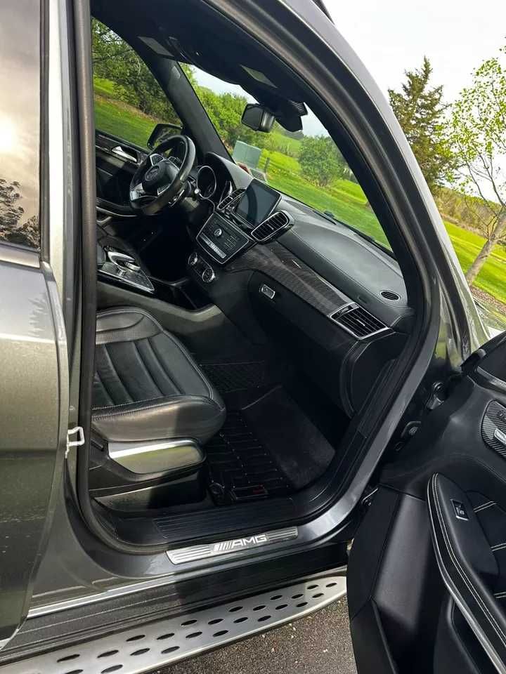 2017 Mercedes-Benz gls 63