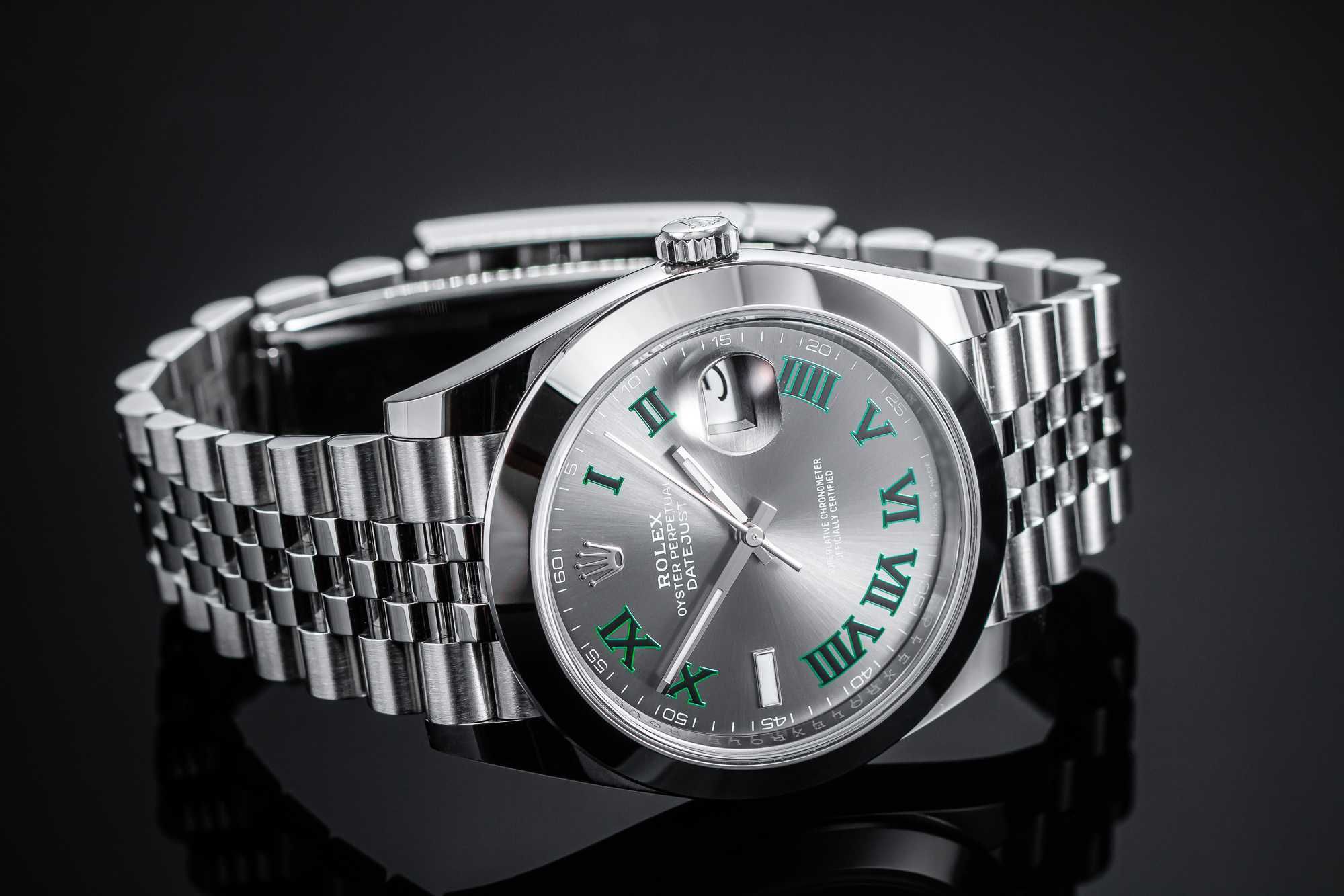 Rolex Sky Dweller 42mm