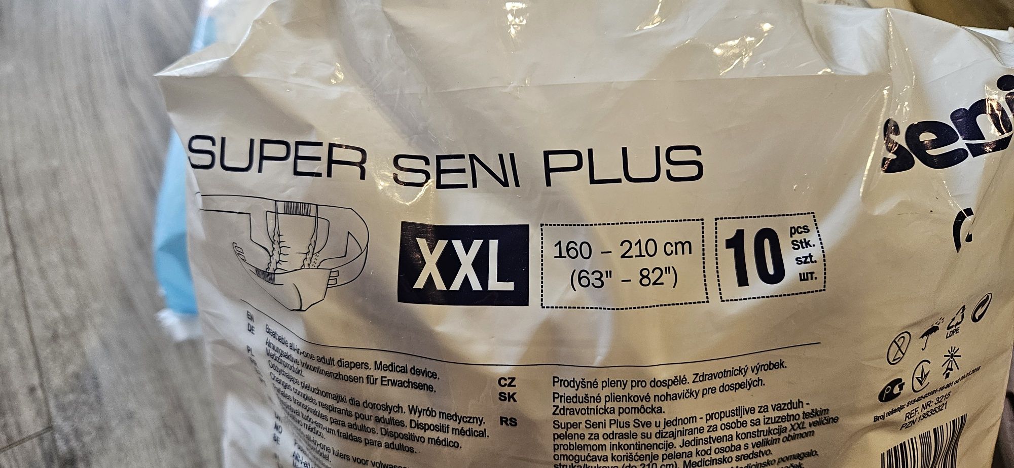 Super Seni Plus (chłonność 7/9 kropelek) to oddychające pieluchomajtki