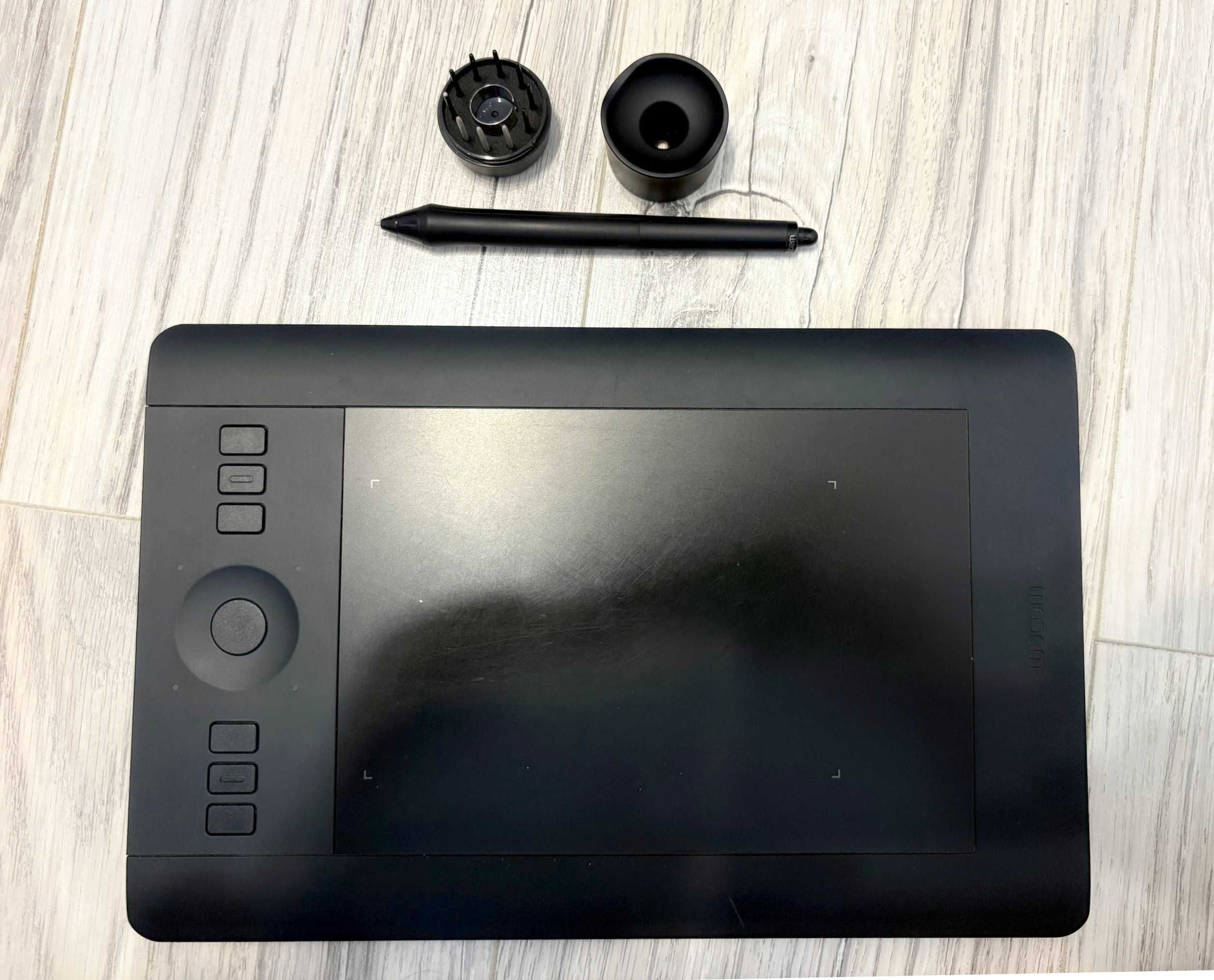 Tablet graficzny - Wacom INTUOS Pro small PTH-451