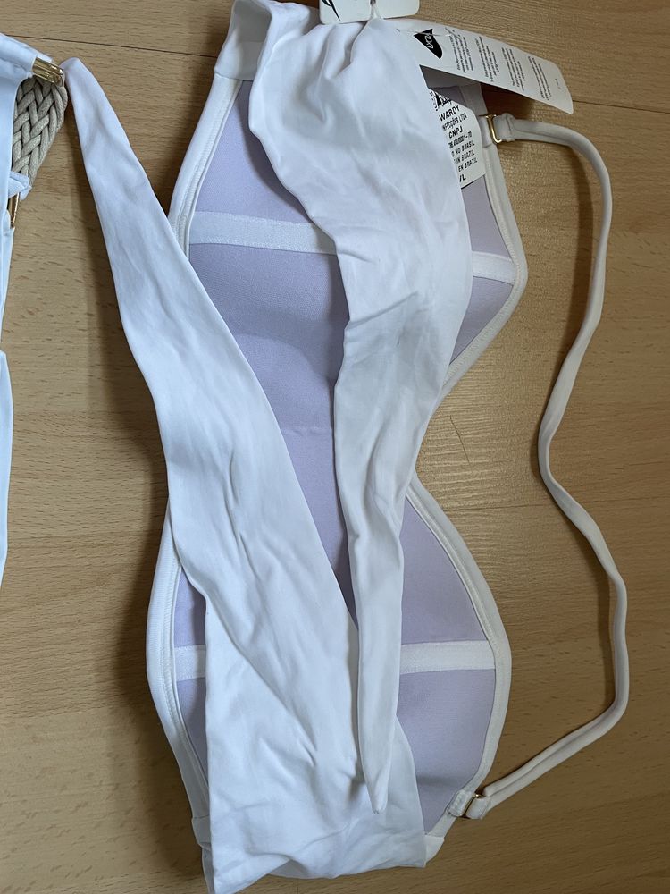 Bikini branco marca lycra