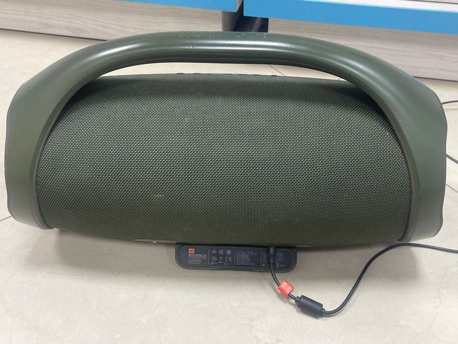 Колонка jbl boombox 1