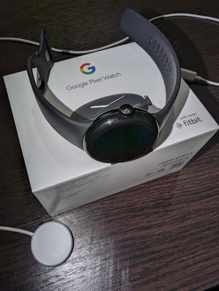 Смарт-часы google watch