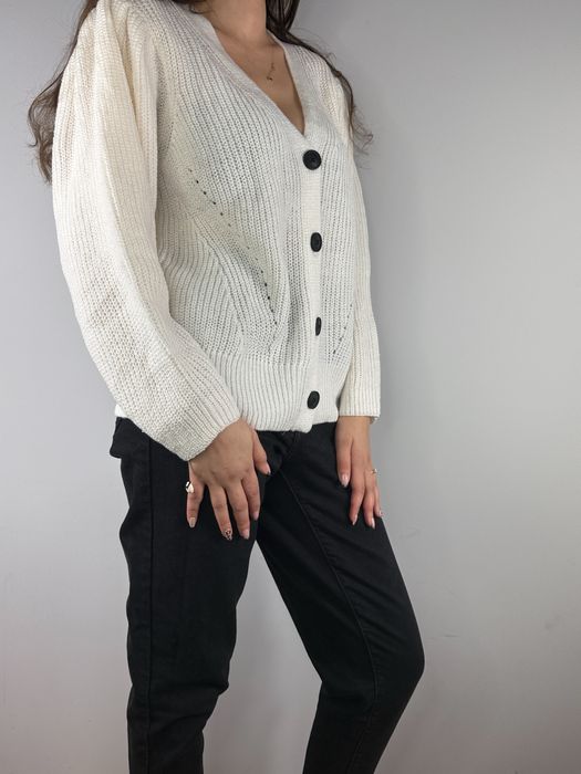 Biały sweter kardigan rozpinany Body Flirt rozmiar 44/46