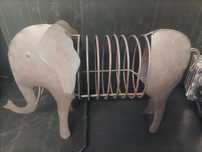 Elefante metálico suporte 8 CD/DVD