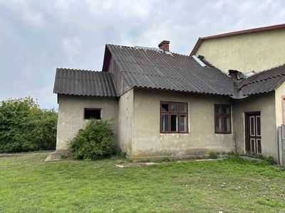 Будинок та гараж с-ще Немирів, вул. Західні Вали, 12а