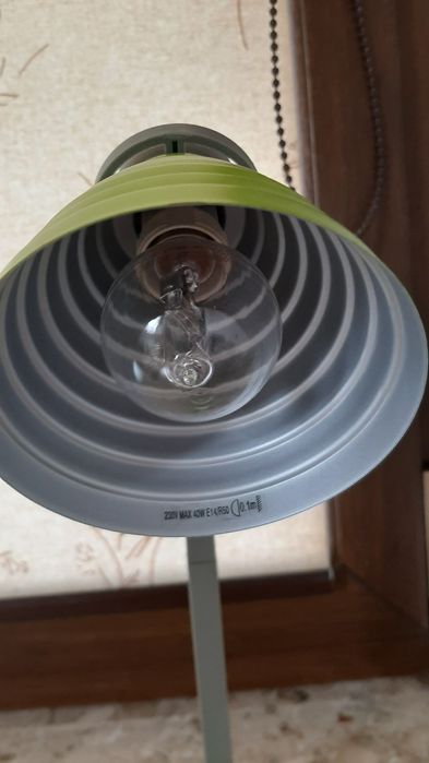 Lampka biurkowa metalowa
