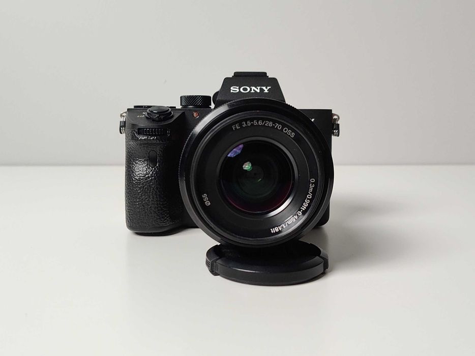 Sony A7 3 + obiektyw 28-70 + dwie baterie + adapter m42