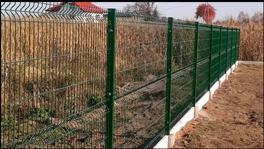 Ogrodzenie panelowe 1.23m x 2.50m drut 4mm plus podmurówka betonowa