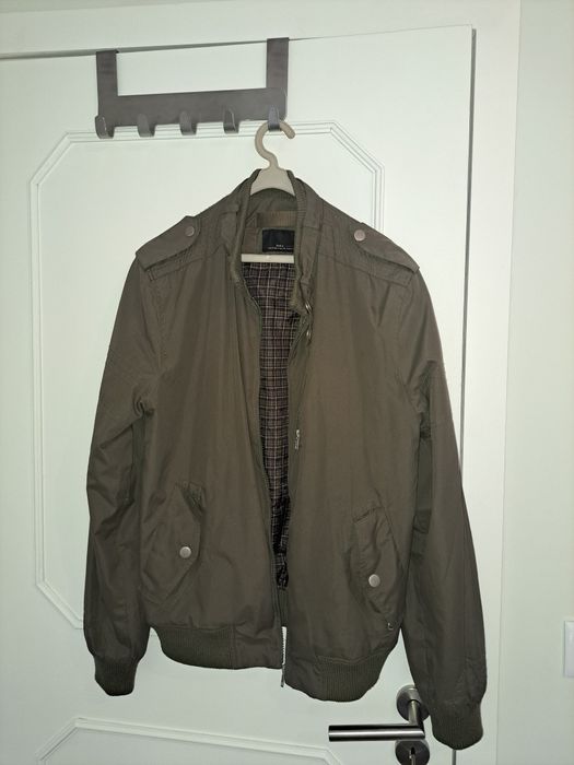 Blusão Zara Man verde