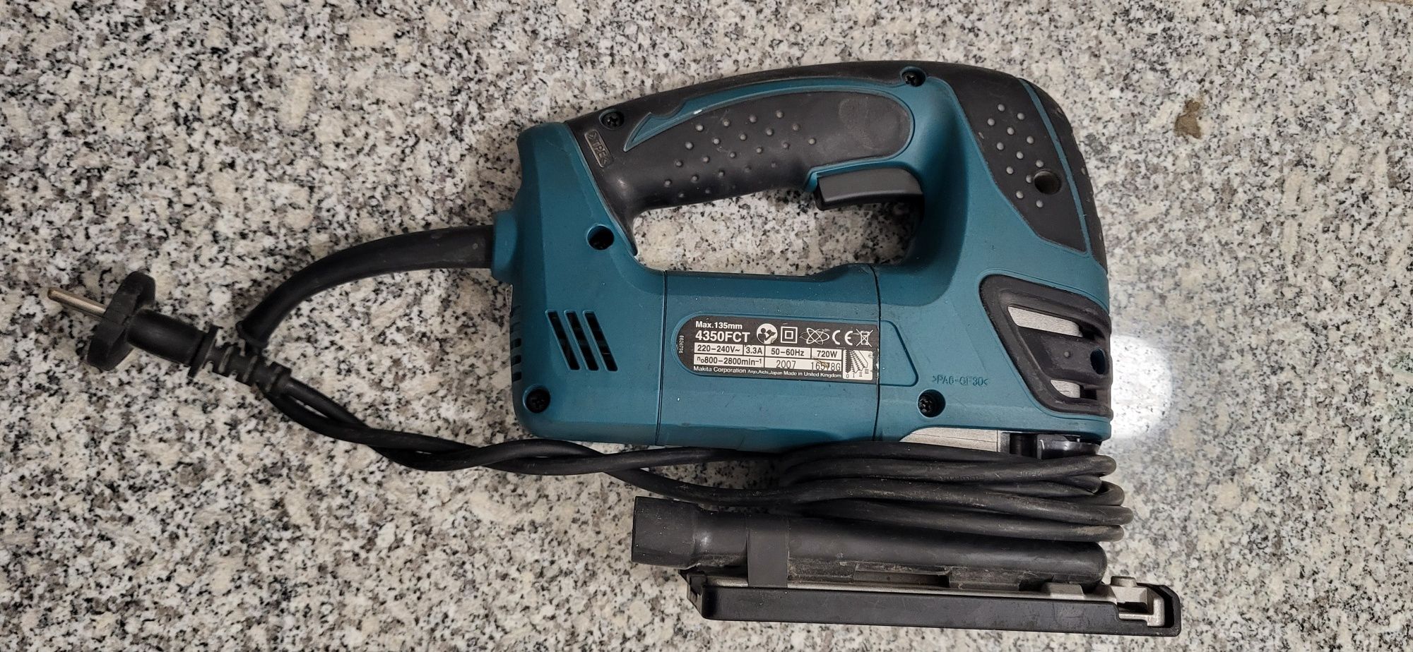 MAKITA Wyrzynarka elektryczna 720W 4350FCT