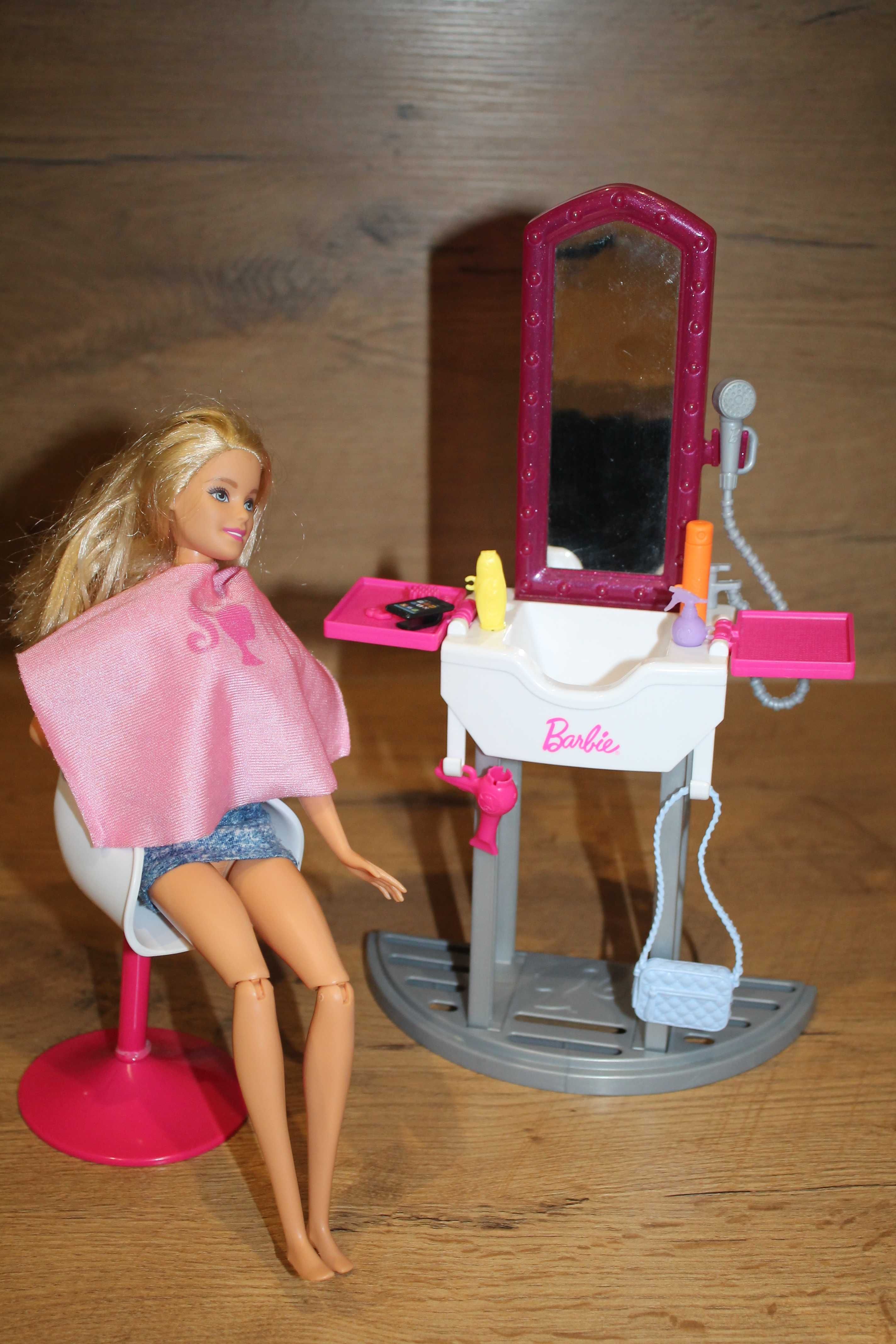 Barbie- salon fryzjerski