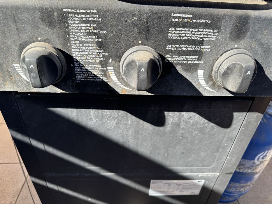 Grill ogrodowy gazowy + pokrowiec