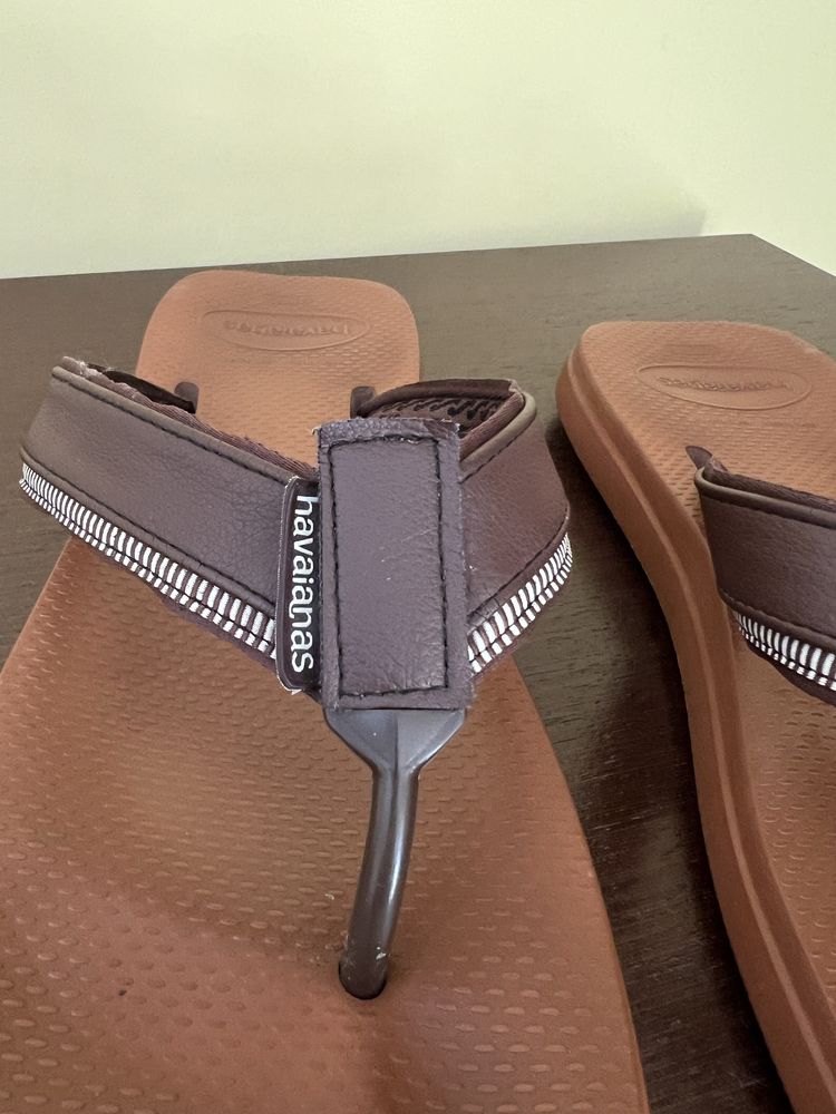 Chinelos havaianas