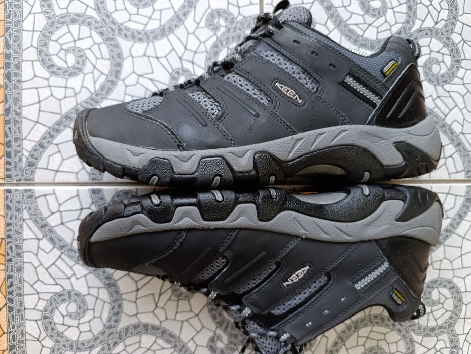 Keen 43р. Чоловічі трекінгові кросівки gore tex.