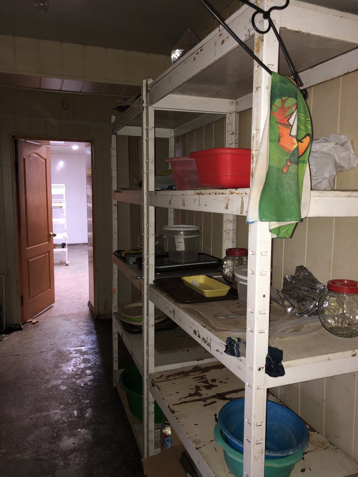 Продам магазин 120кв м с оборудованием