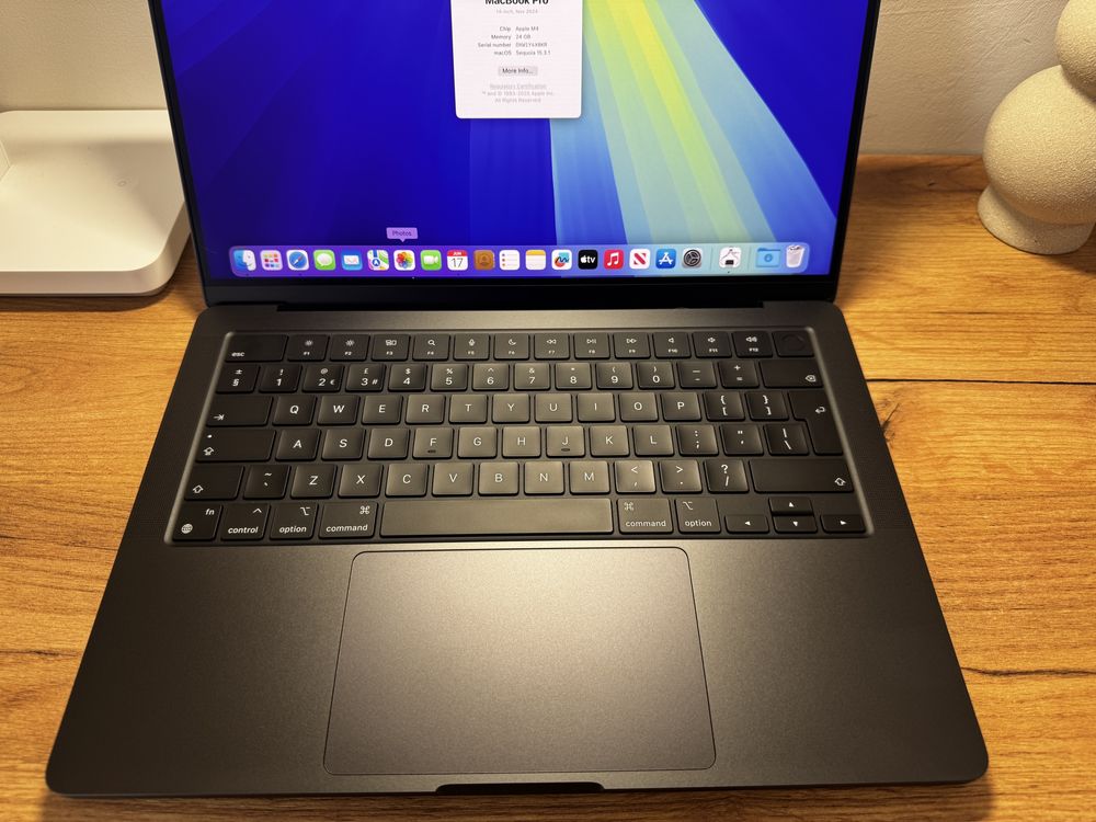 MacBook Pro 14 2025 M4 24Gb 1Tb Black nano-texture