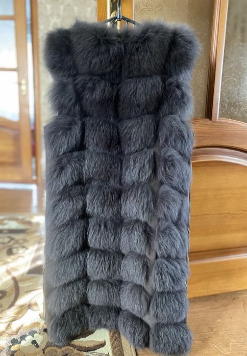 Хутряна жилетка