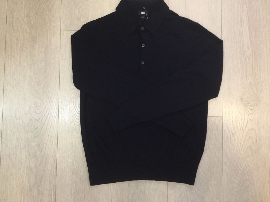 Продам поло з довгим рукавом UniQlo розмір S стан як нова