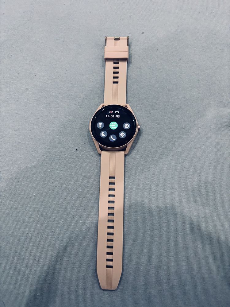 Zegarek damki sprawyny powystawowy smartwach