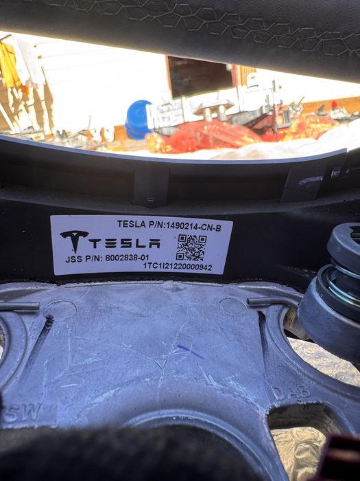 Кермо Tesla Model 3 Y