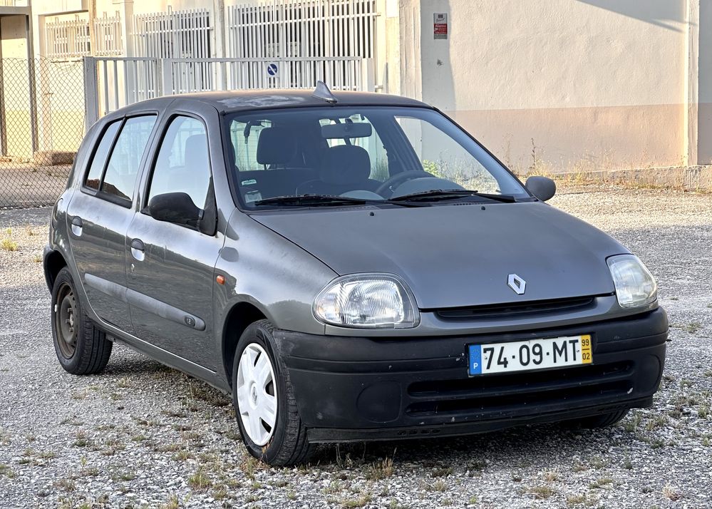 Renault clio 1.2 direcao assistida - pronto a circular