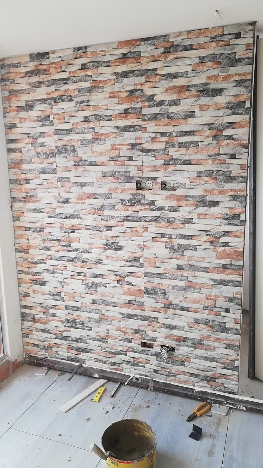 Ladrilhador profesional /cerâmica/porcelanato, Pladur e Pintura
