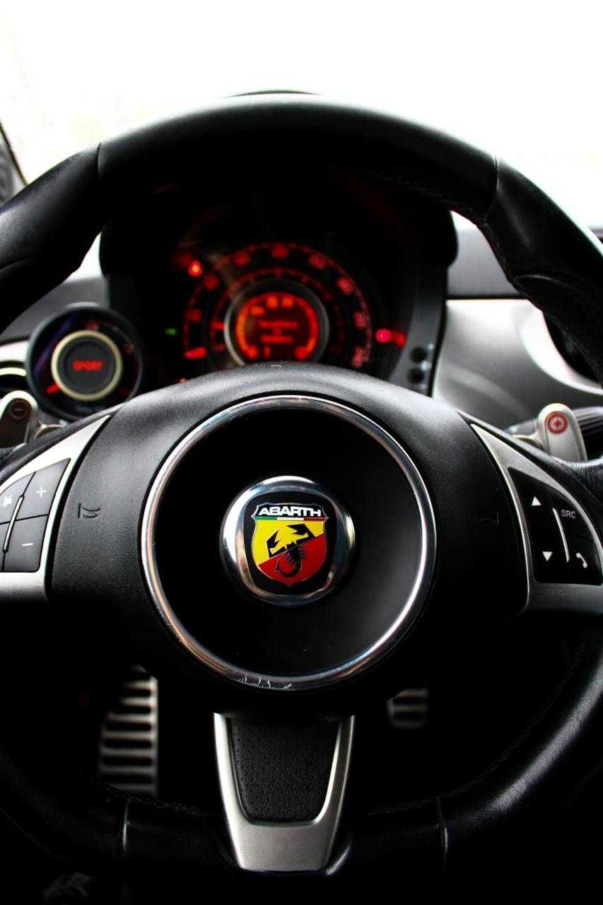 Abarth 500C 1.4 16v T-JET 180CV AUTO