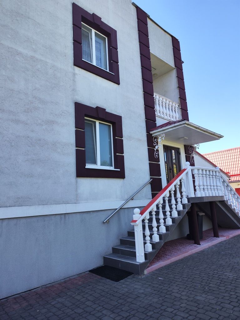 = Продам будинок в місті