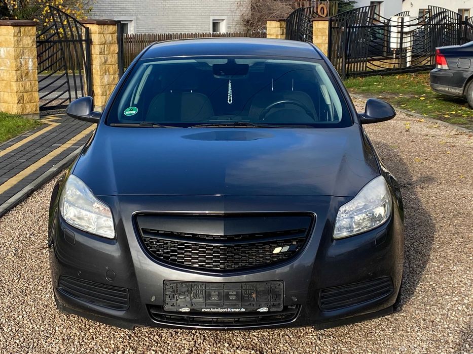 Opel Insignia Klima_Alu_2.0_Diesel_Hatchbeck_2010rok_Kolor z177