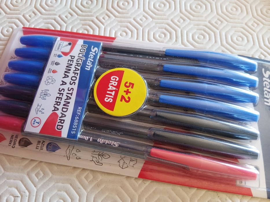 Papelaria: Lote 17 canetas