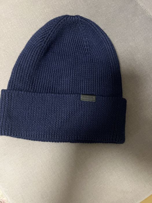 Шапка шерстяна