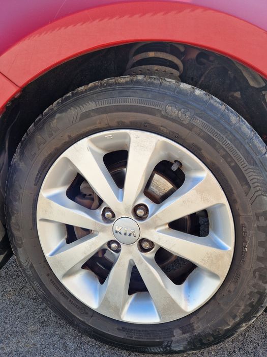 Kia Rio CVVT 1.2 2012