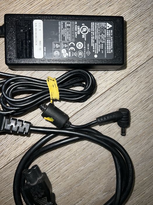 Блок живлення Delta 65W 19V 3.42A (ADP-65JH DB) 4.8x1.7мм ASUS ACER