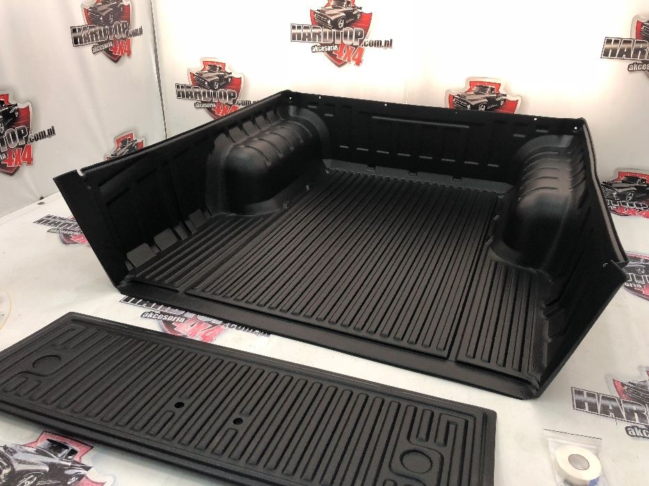 Kuweta wykładzina plastikowa wanna Nissan Navara