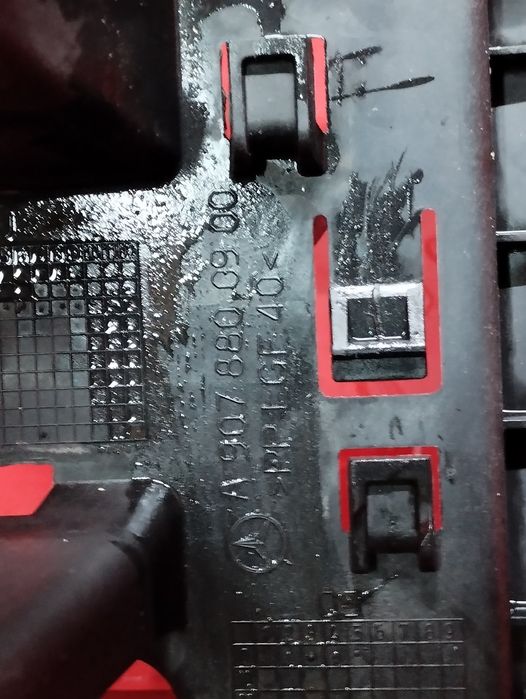 Телевизор панель Спринтер 907 передня Mercedes Sprinter W907 телевізор