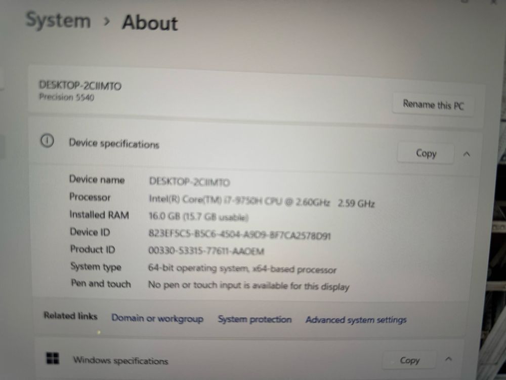 Dell Precision 5540 15.6” FHD I7-9750h Nvidia t1000