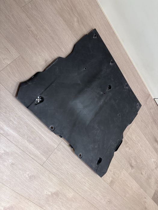 Tesla Model Y/3  передній захист днища