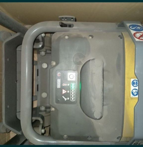 Wacker Neuson AP1850E,плита вібраційна акумуляторна