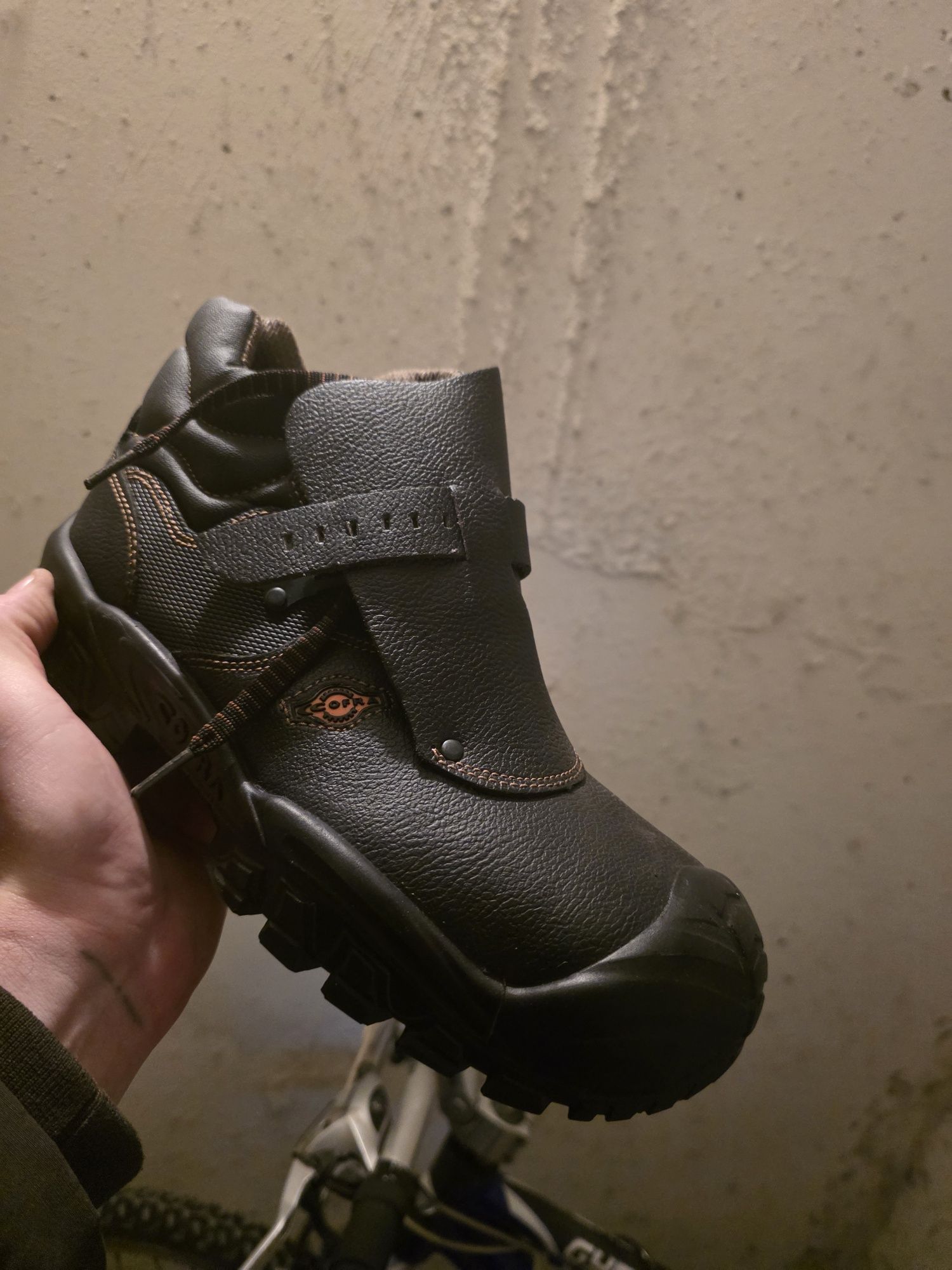Buty spawalnicze 41 rozmiar