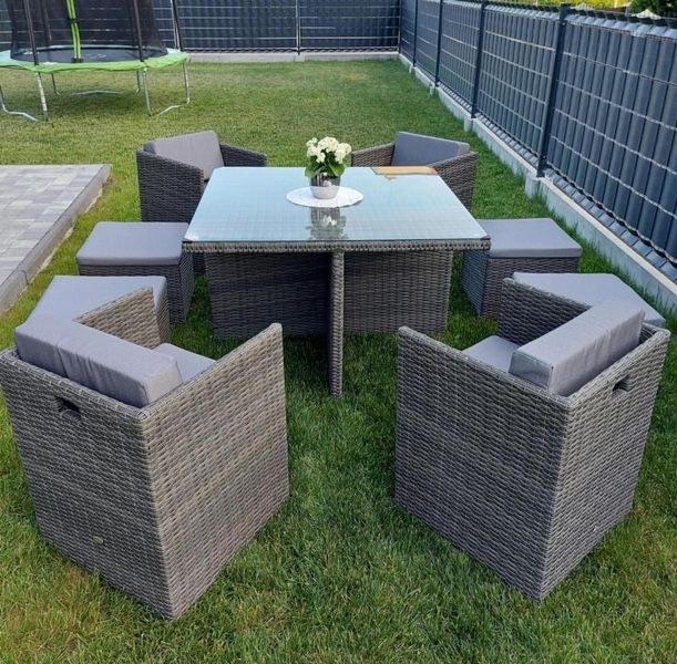 zestaw ogrodowy technoratan (stół  + fotele + pufy)