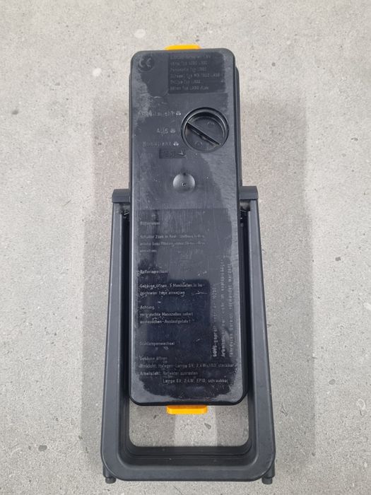 Аварійний ліхтар Мерседес Бенц, А 000 583 33 53
А 000 583 33 53