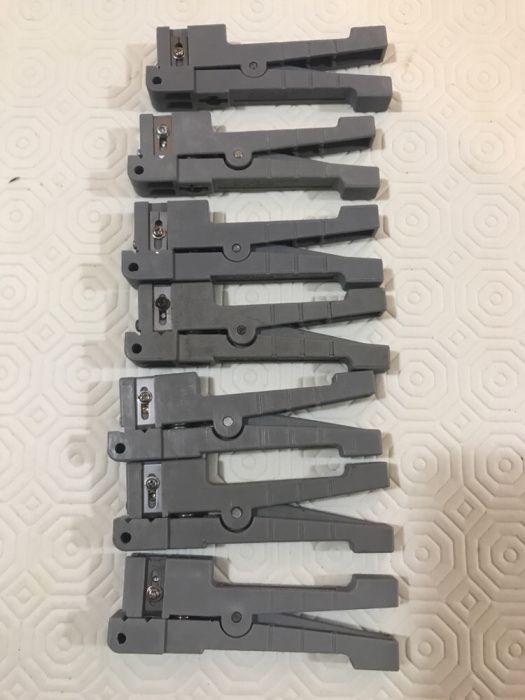 Alicates para abrir cabos de fibra óptica (tubeloose)