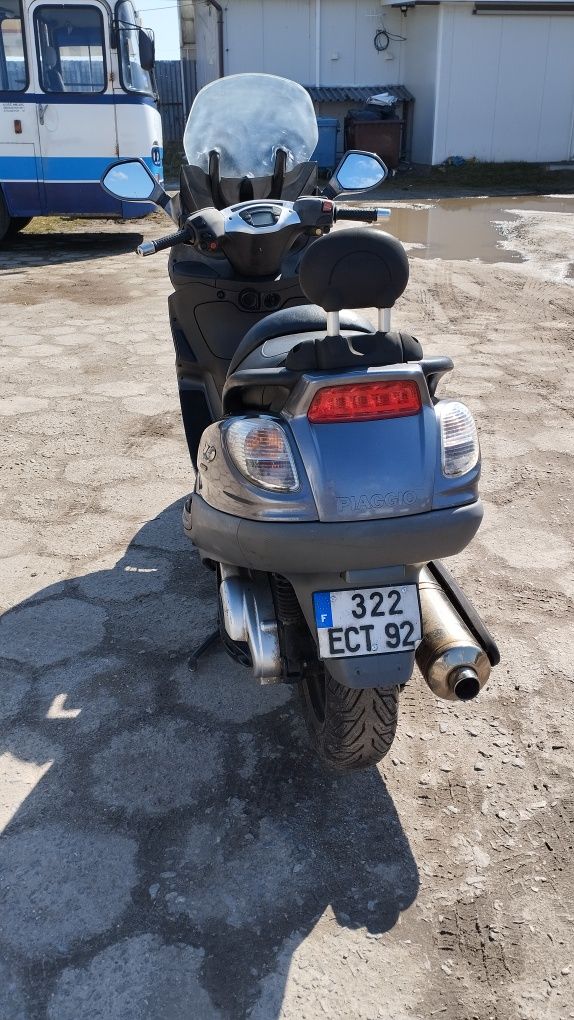 Piaggio X9 500 Evolution z 2004r